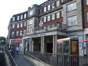 Hendon Central Station entrance