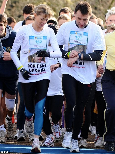 Get set - go: Kate and Gerry McCann set off for the 10k 'Miles for Missing People' run in London
