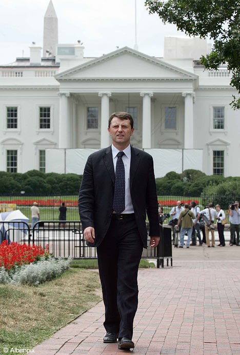 Gerry McCann leaves the White House after his visit to publicise Madeleine's disappearance
