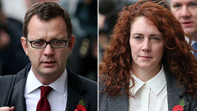 Rebekah Brooks and Andy Coulson arrive at the Old Bailey to begin their defence