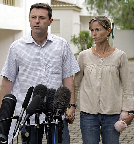 Gerry McCann reads a prepared statement on 26 May 2007